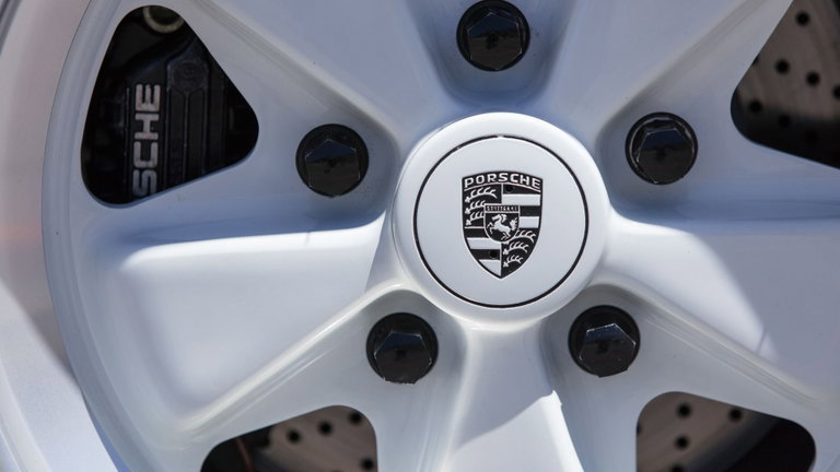 Porsche 911 Carrera 3.2 Speedster (US)