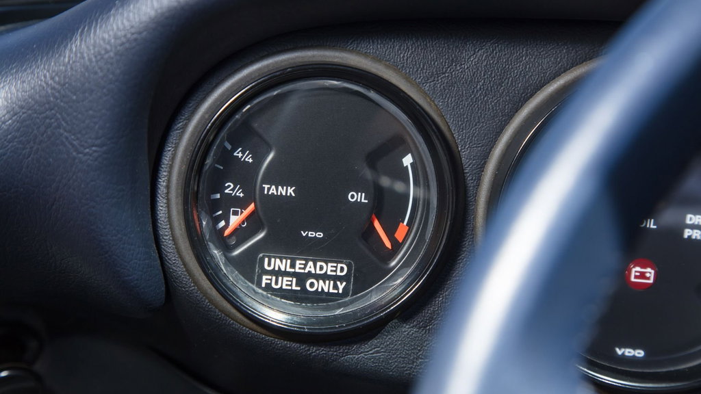 Porsche 911 Carrera 3.2 Speedster (US)