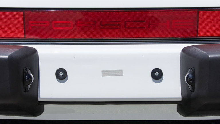 Porsche 911 Carrera 3.2 Speedster (US)