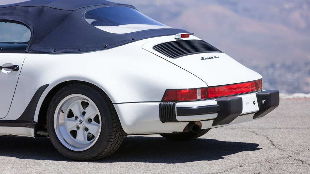 Porsche 911 Carrera 3.2 Speedster (US)