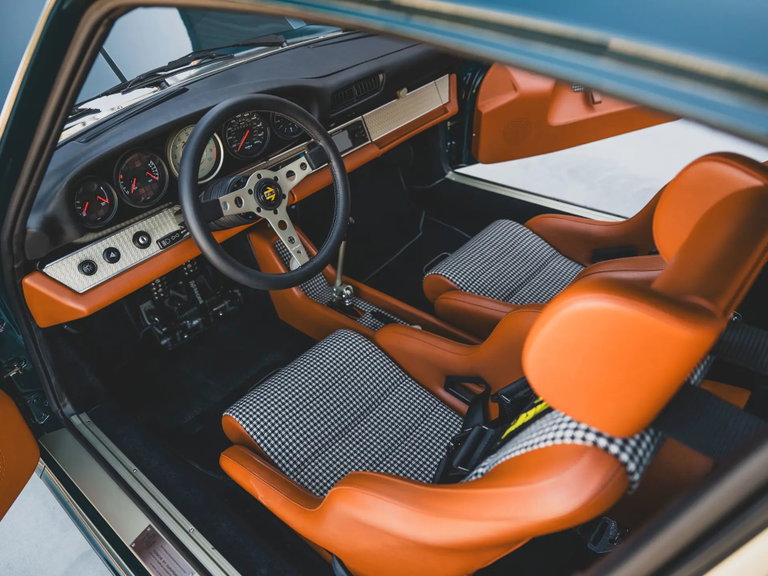 Porsche 911 Backdate