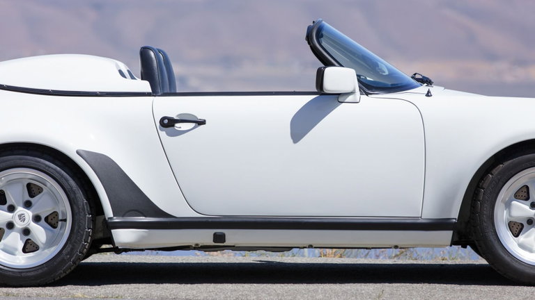 Porsche 911 Carrera 3.2 Speedster (US)