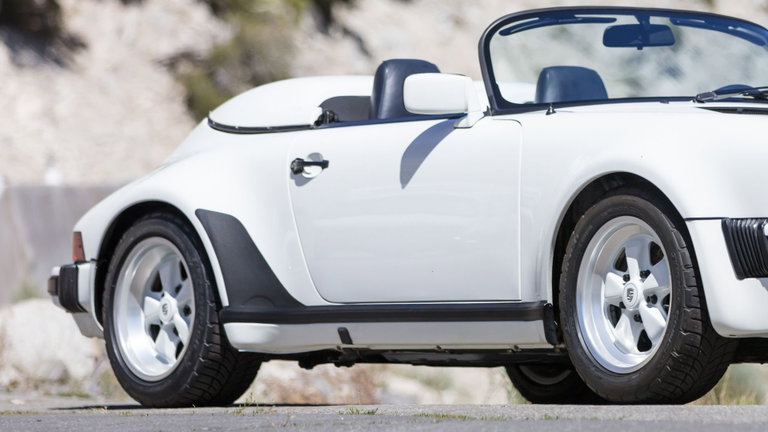 Porsche 911 Carrera 3.2 Speedster (US)