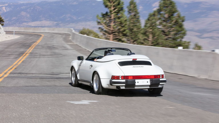 Porsche 911 Carrera 3.2 Speedster (US)
