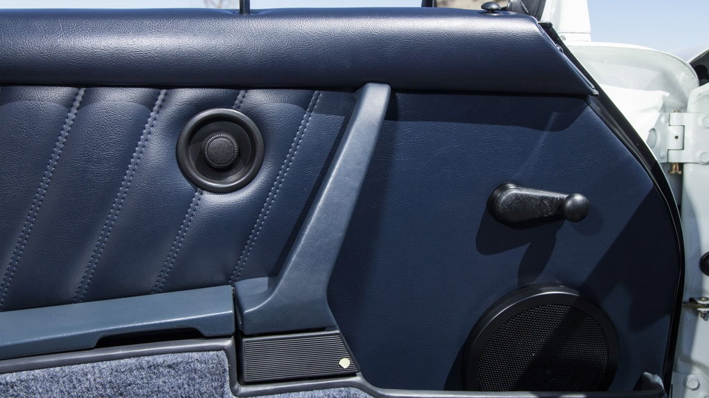 Porsche 911 Carrera 3.2 Speedster (US)