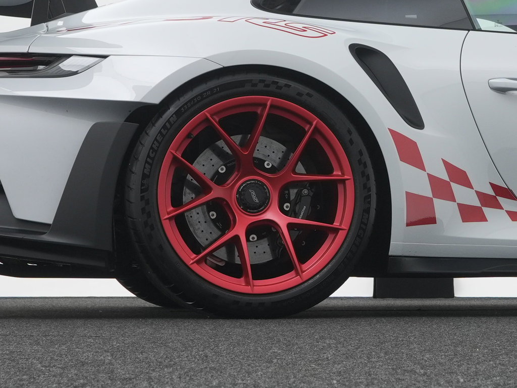 Porsche 992 GT3 RS