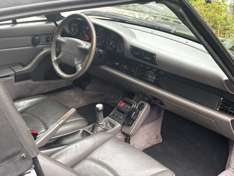 Porsche 993 Carrera 4