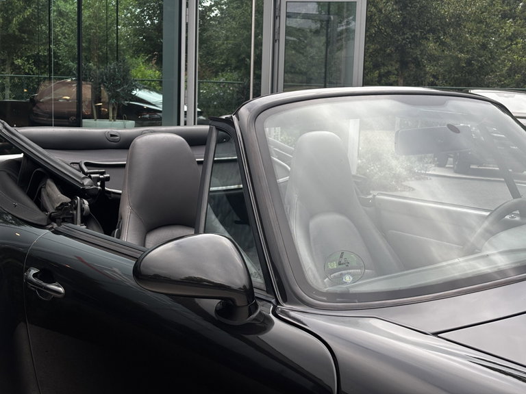 Porsche 993 Carrera 4