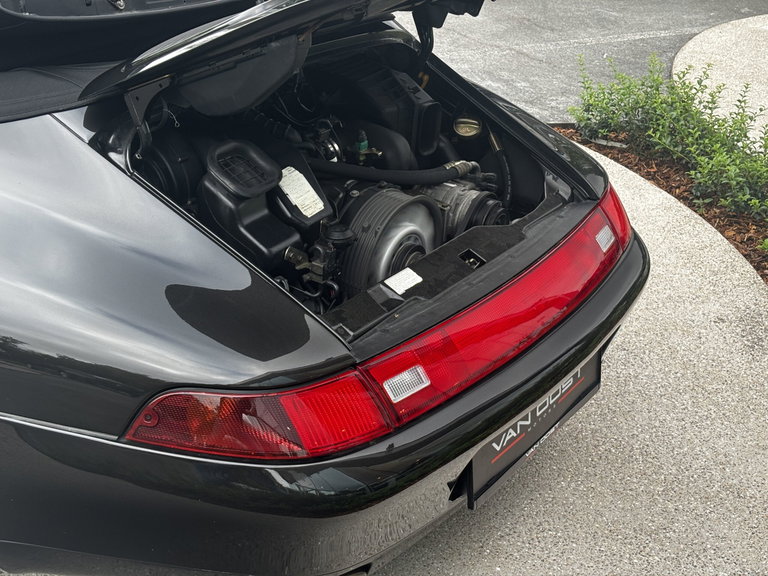 Porsche 993 Carrera 4