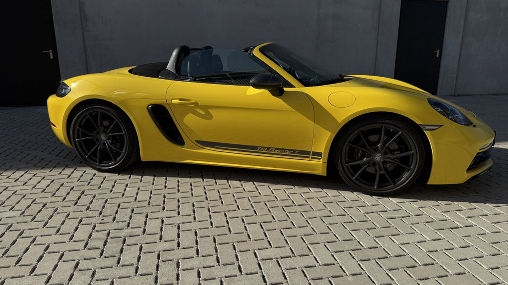 Porsche 718 Boxster T