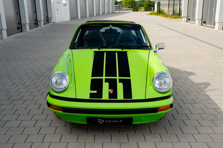 Porsche 911 Carrera 2.7