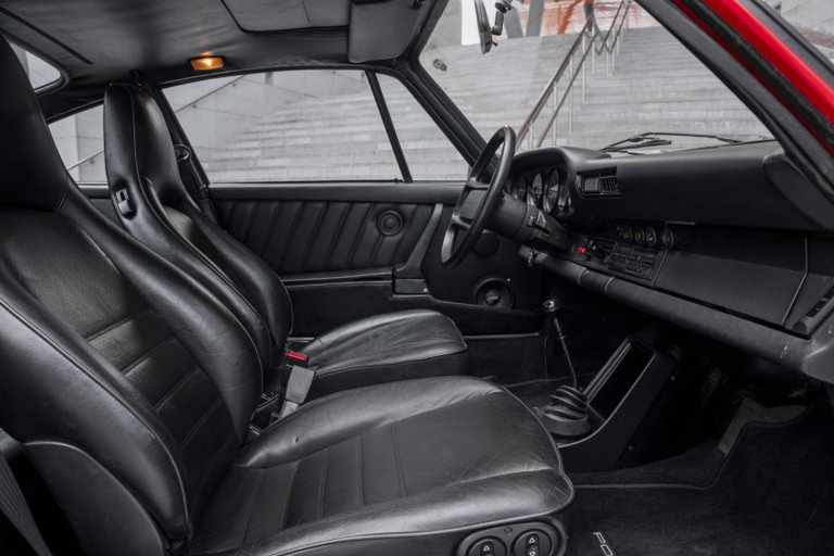 Porsche 911 Carrera 3.2