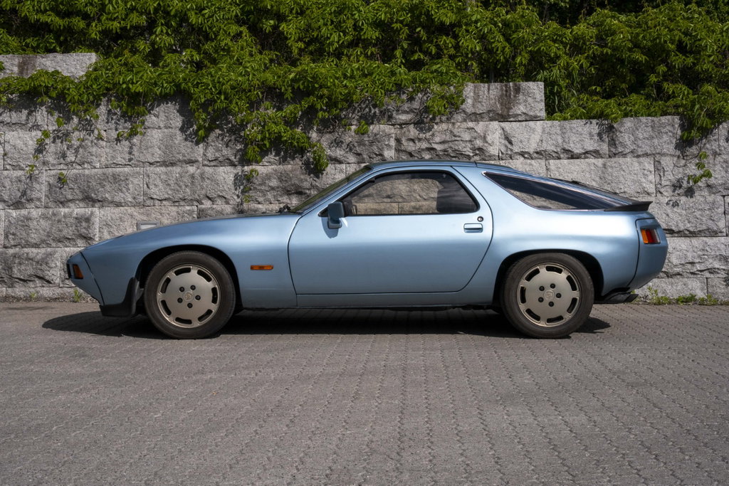 Porsche 928 S