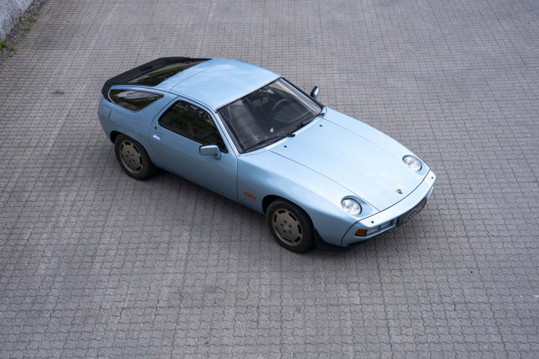 Porsche 928 S
