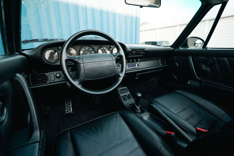 Porsche 964 Carrera 4