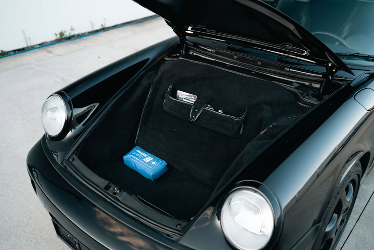 Porsche 964 Carrera 4