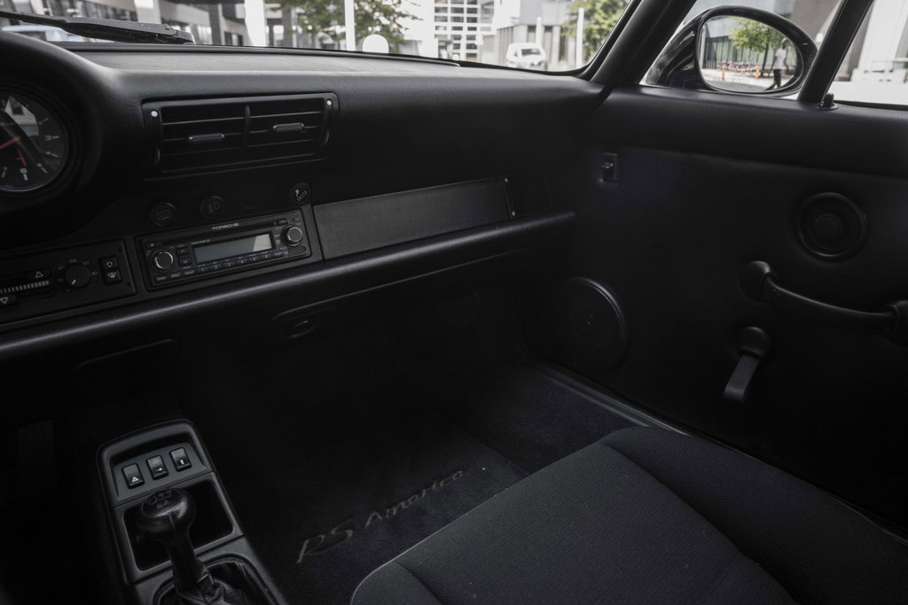 Porsche 964 Carrera RS America