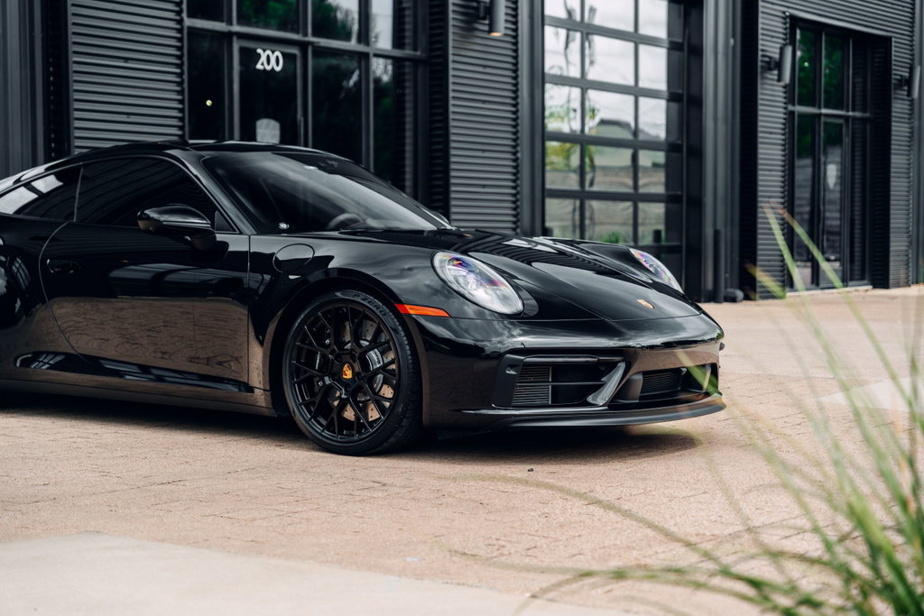 Porsche 992 Carrera GTS