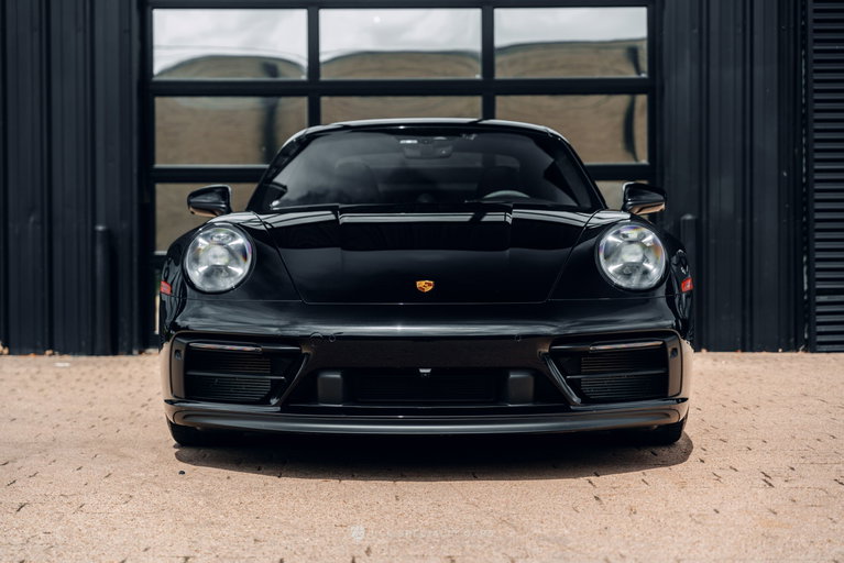 Porsche 992 Carrera GTS
