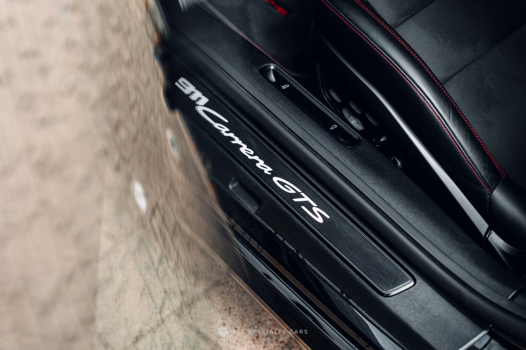 Porsche 992 Carrera GTS