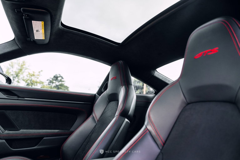 Porsche 992 Carrera GTS