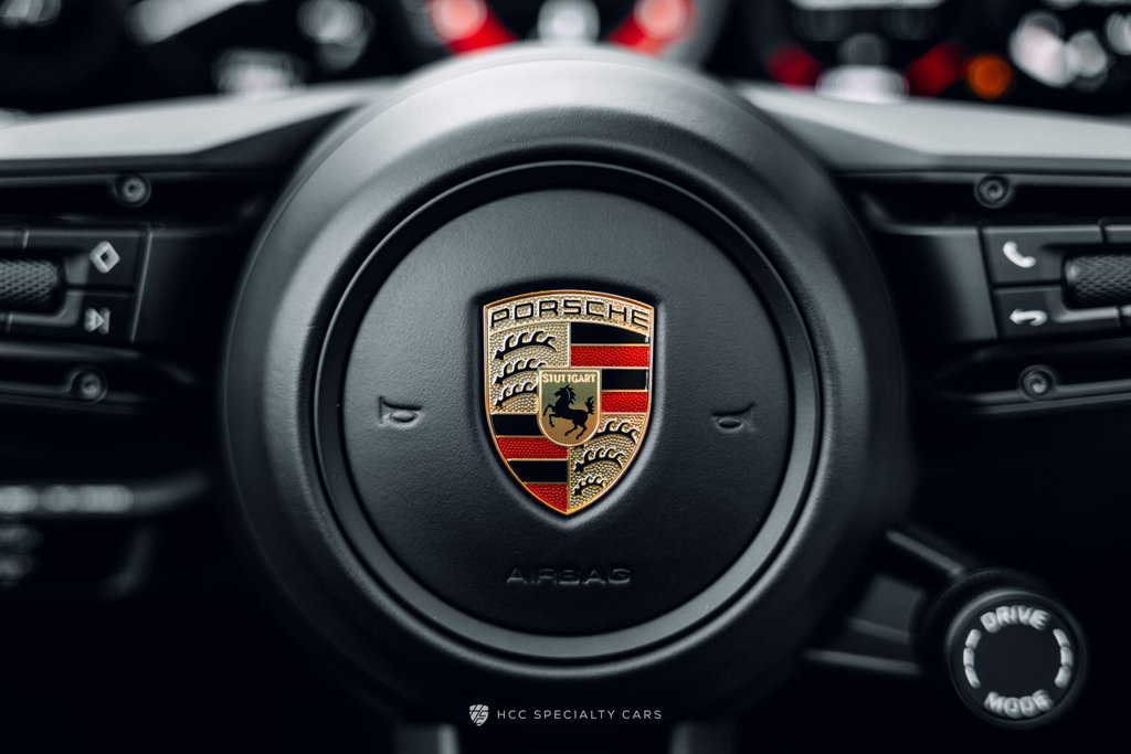 Porsche 992 Carrera GTS