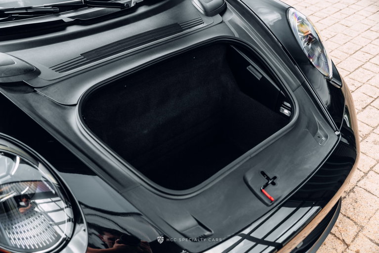 Porsche 992 Carrera GTS