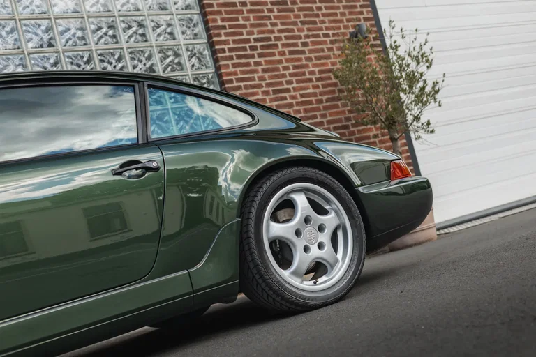 Porsche 964 Carrera 4