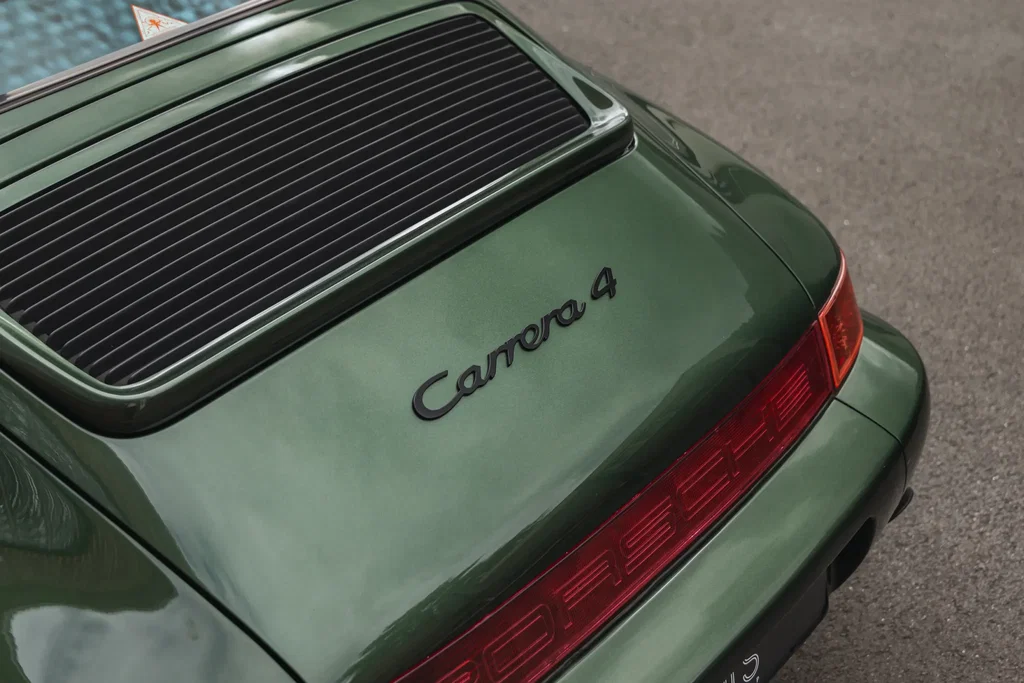 Porsche 964 Carrera 4