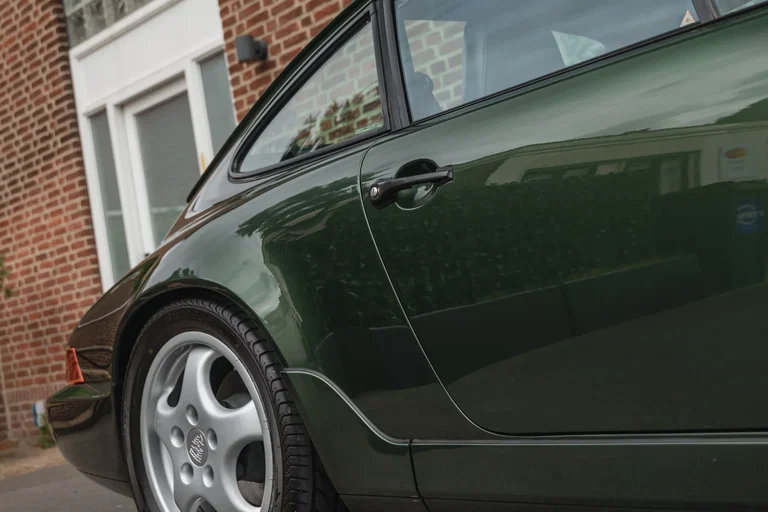 Porsche 964 Carrera 4