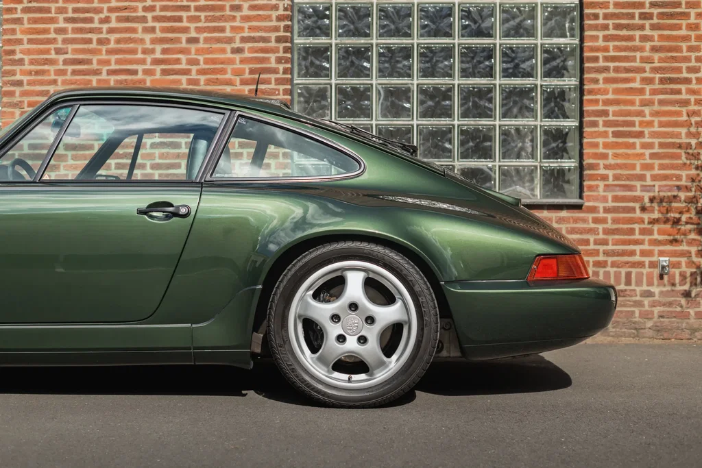 Porsche 964 Carrera 4
