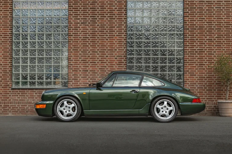 Porsche 964 Carrera 4