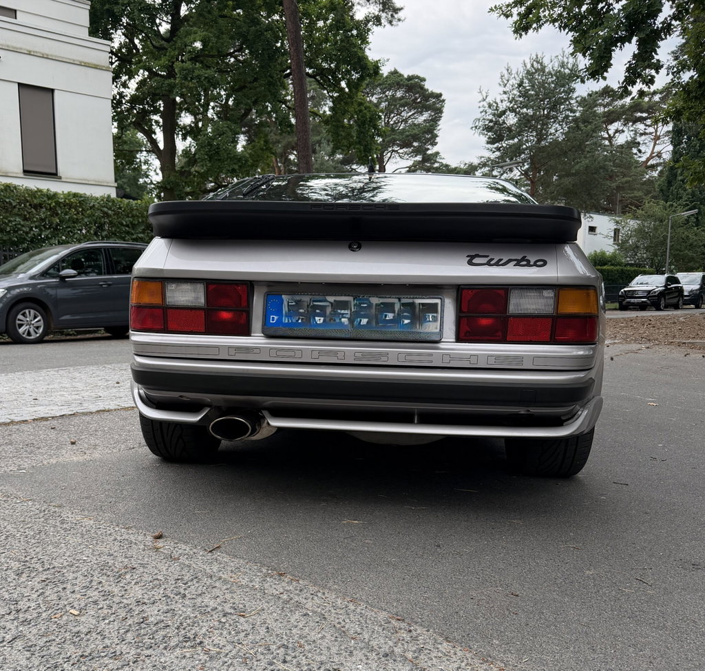 Porsche 944 Turbo S Coupé