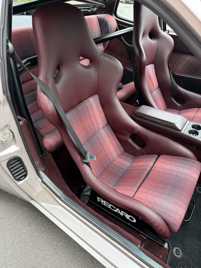 Porsche 944 Turbo S Coupé