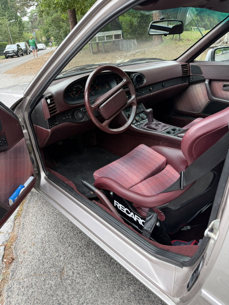 Porsche 944 Turbo S Coupé