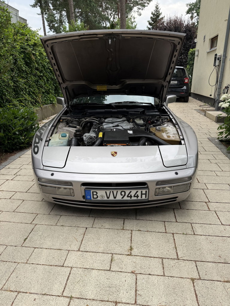 Porsche 944 Turbo S Coupé
