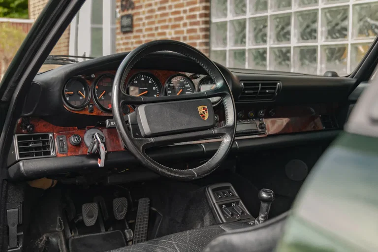 Porsche 964 Carrera 4
