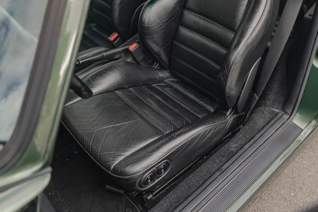 Porsche 964 Carrera 4