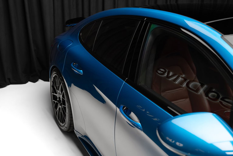 Porsche Panamera 4S