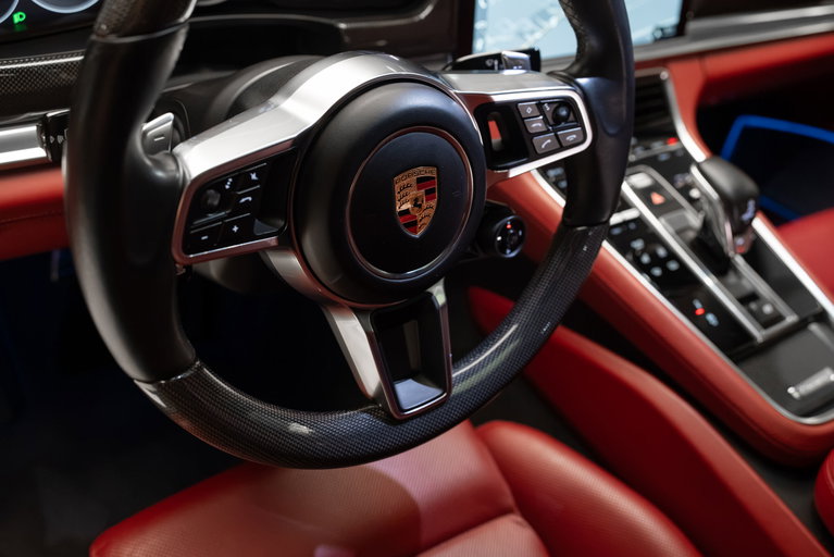 Porsche Panamera 4S