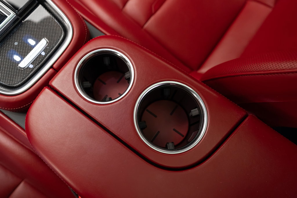 Porsche Panamera 4S