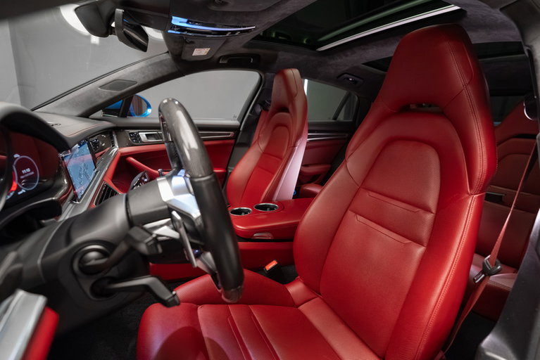 Porsche Panamera 4S