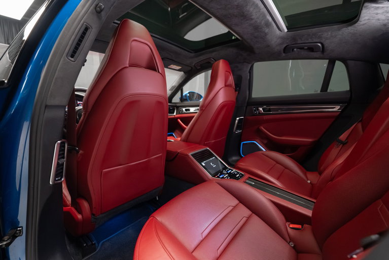 Porsche Panamera 4S