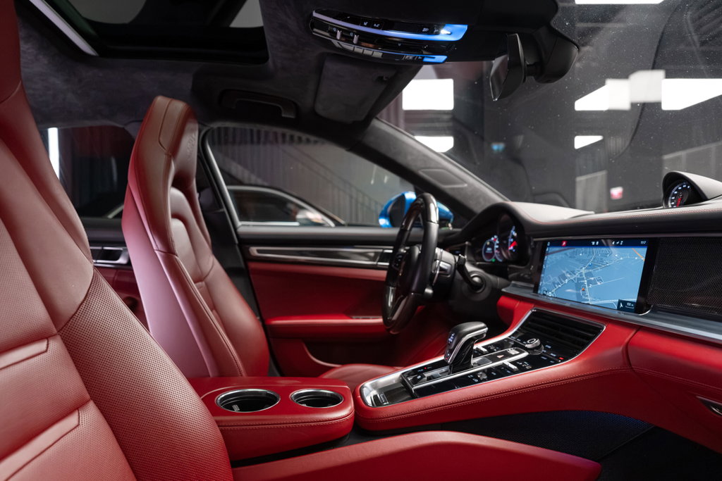 Porsche Panamera 4S