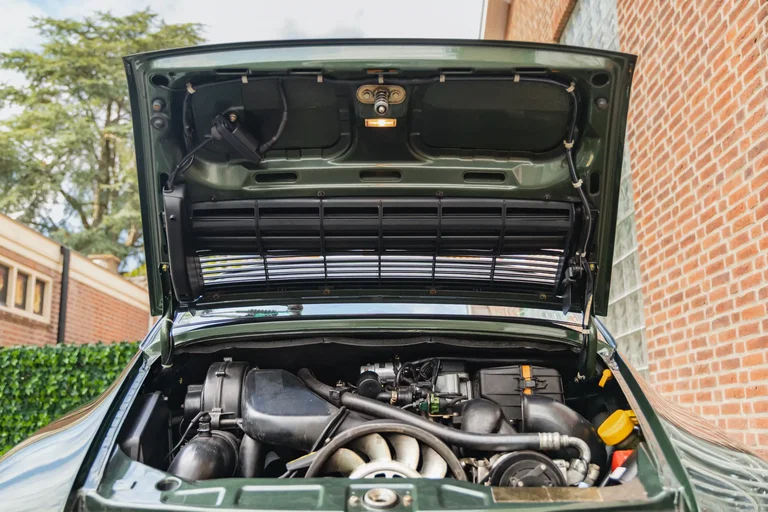 Porsche 964 Carrera 4