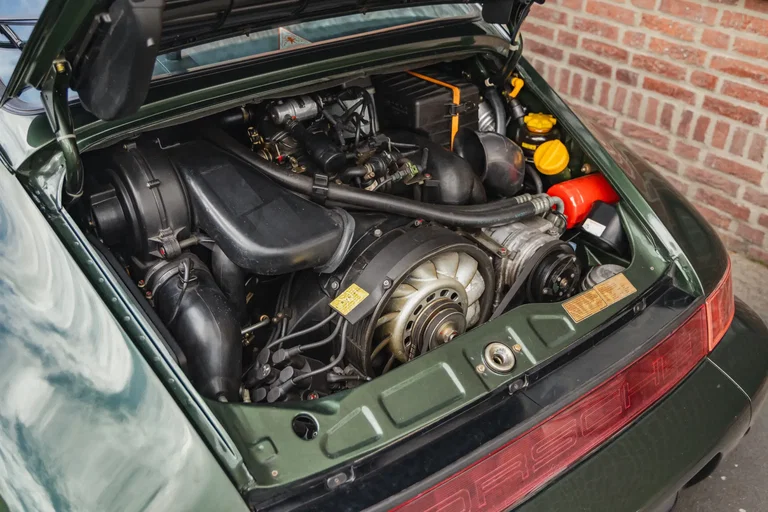 Porsche 964 Carrera 4