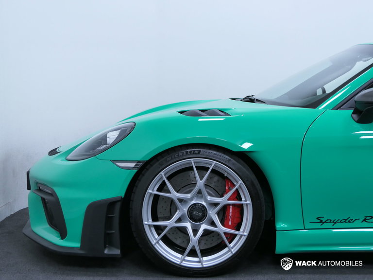 Porsche 718 Spyder RS