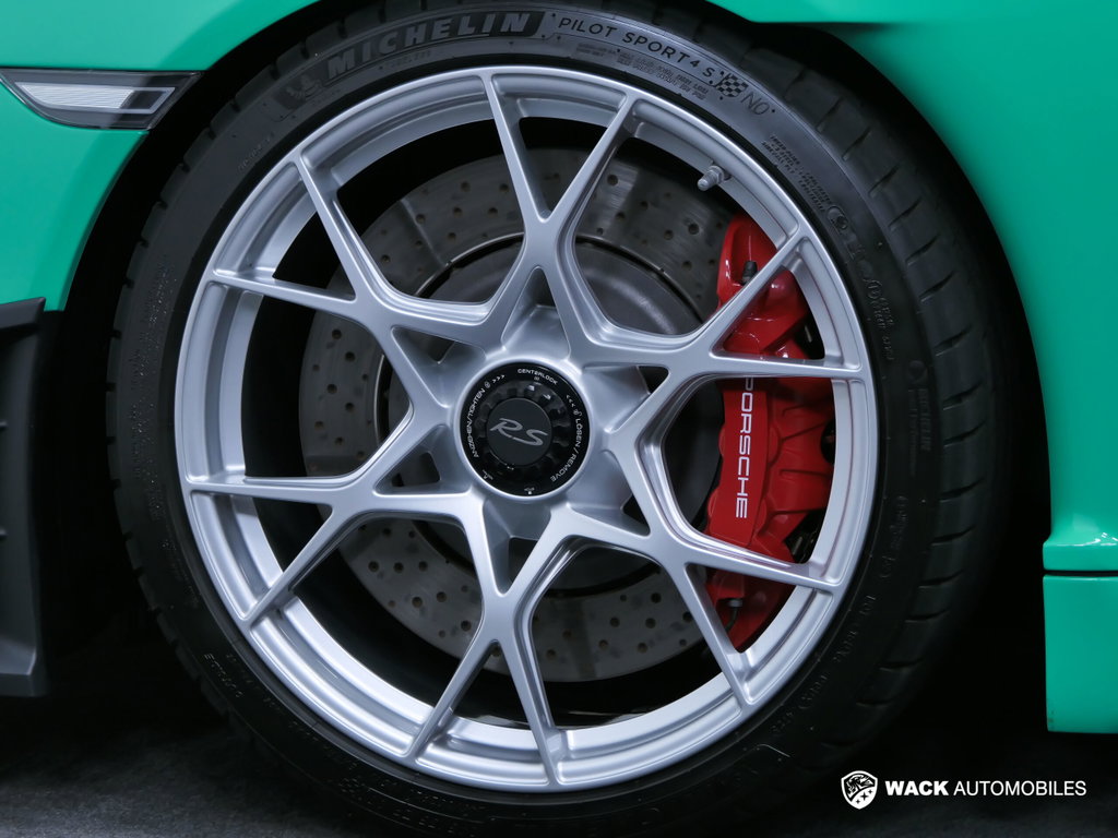 Porsche 718 Spyder RS