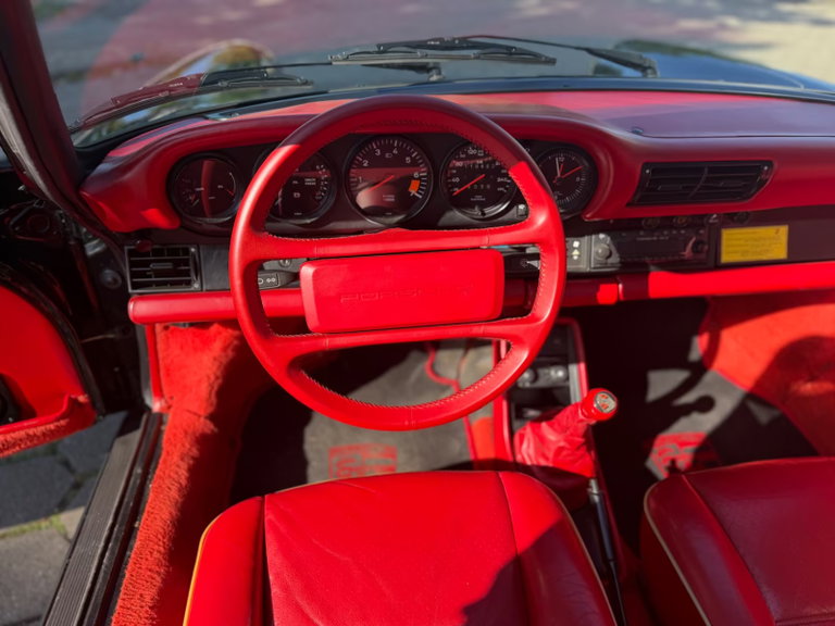 Porsche 911 Carrera 3.2