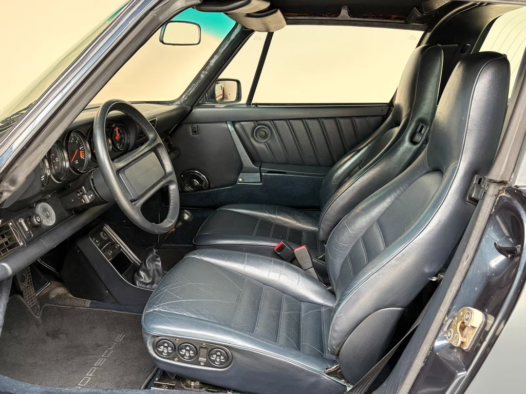 Porsche 911 Carrera 3.2